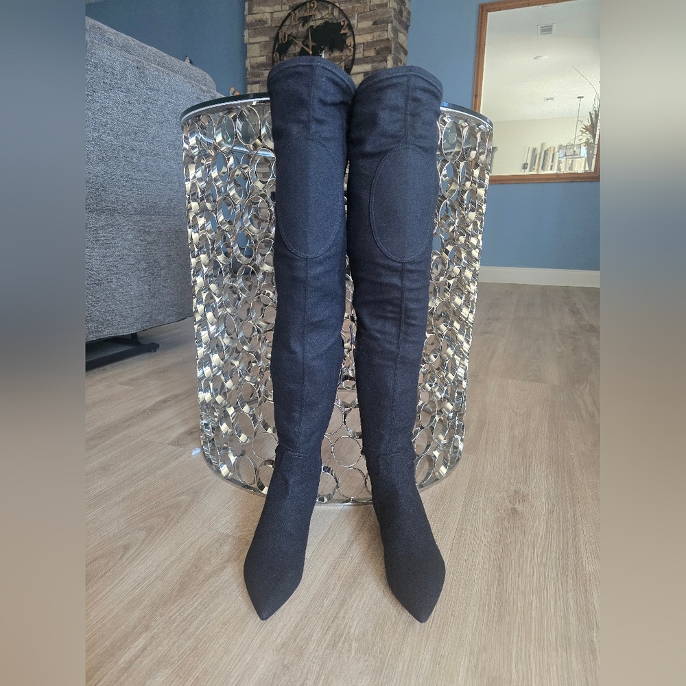 Authentic Valentino Garavani Black Over-the-Knee Pointed Toe Stretch Boots
